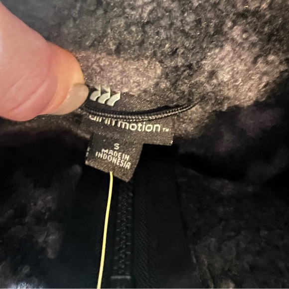 NWT All In Motion Sherpa Jacket Dark Gray Leopard Size Small S NEW S2228 - Picture 14 of 15